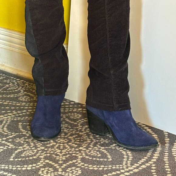 Blue suede Aldo boots - Picture 5 of 6